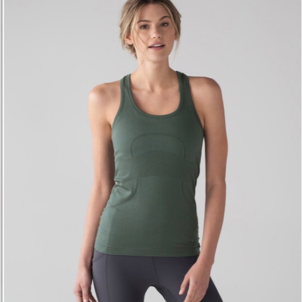 Lululemon Swiftly Tech Racerback in Dark Forest / Dark Forest Size 6